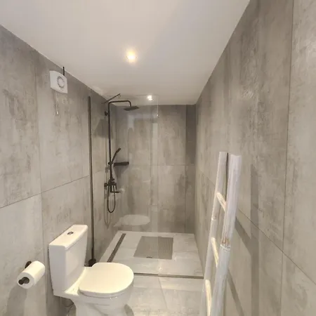 Thomas's House וילה קלאמי