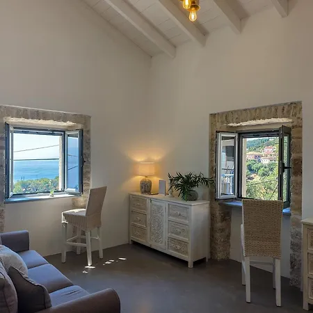 Villa Thomas's House *